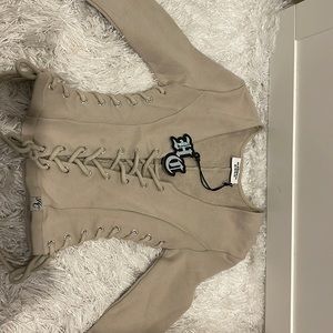 This is a hidden cult sold out top TERRA TOP IN TAUPE IN XS